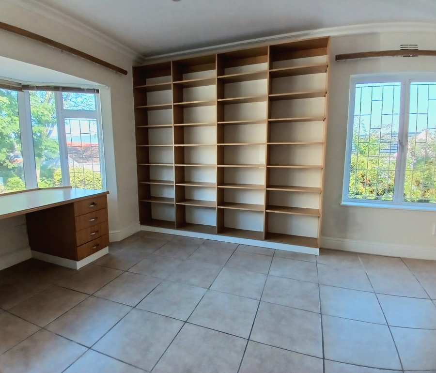 3 Bedroom Property for Sale in Hunters Estate Western Cape